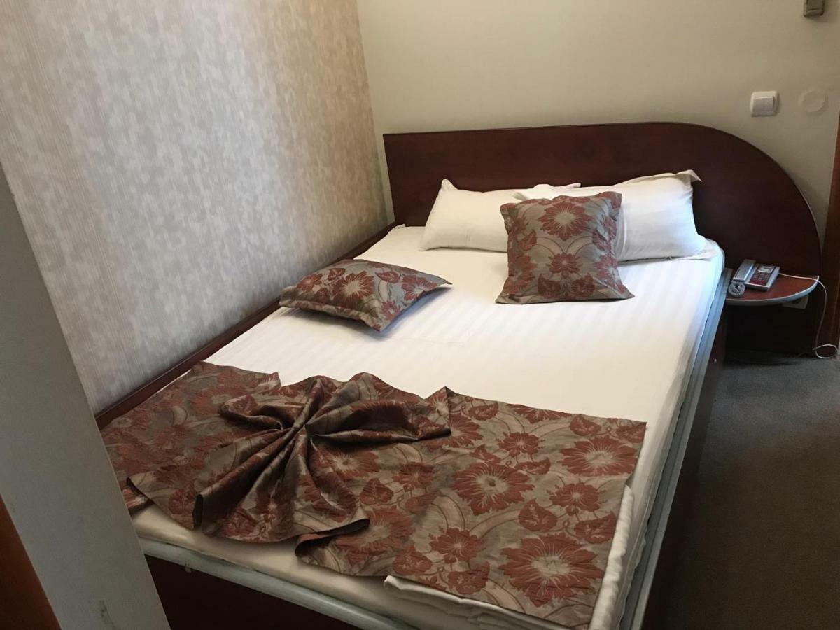 Hotel Helin - Calea Bucuresti Craiova Exteriér fotografie