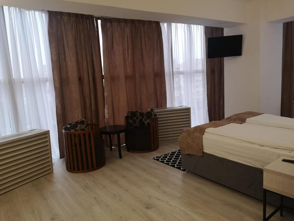 Hotel Helin - Calea Bucuresti Craiova Exteriér fotografie