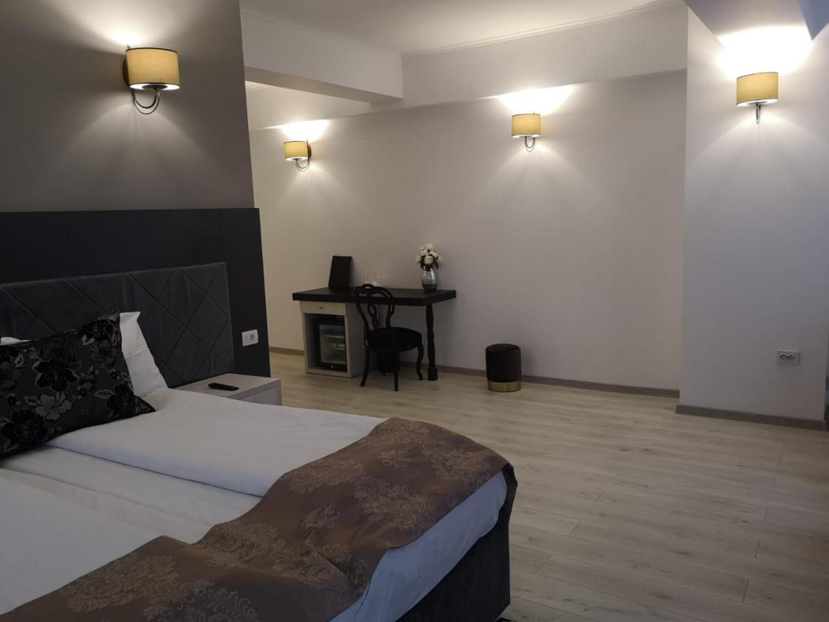 Hotel Helin - Calea Bucuresti Craiova Exteriér fotografie